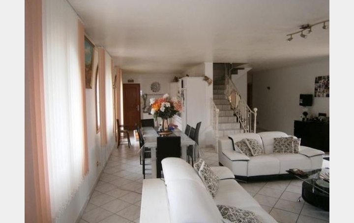 Atypique immobilier : Maison / Villa | VILLEREST (42300) | 320 m2 | 399 000 € 