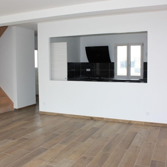  Atypique immobilier : Maison / Villa | DOURDAN (91410) | 110 m2 | 353 000 € 